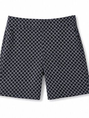 black and white geometric lattice print